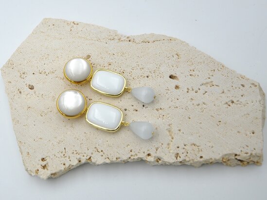 Sol&eacute;a Blanche